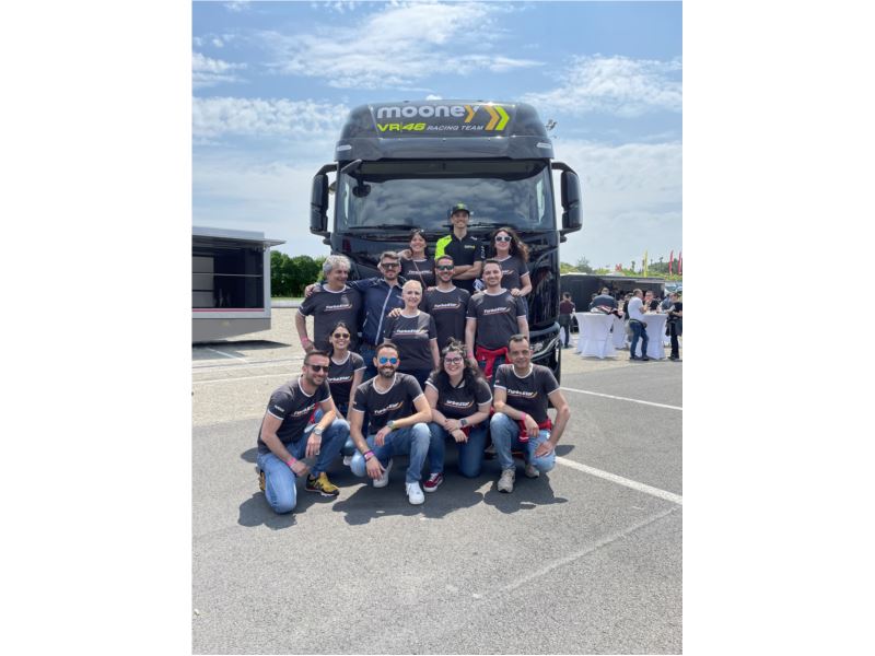 IVECO S.p.A. Via Puglia 35 10156 Torino, Italia www.iveco.com IVECO presente all’European Truck Racing Championship 2023: sostenibilità, spirito di squadra e personalizzazioni a partire dalla tappa di Misano Adriatico